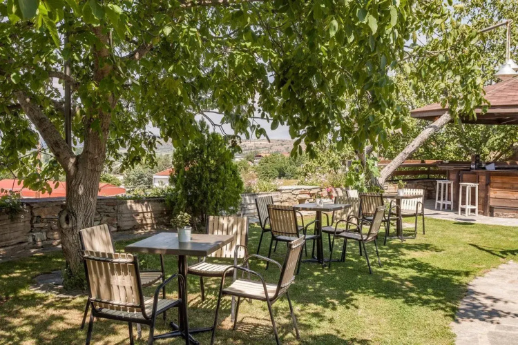 Apsis Hotel