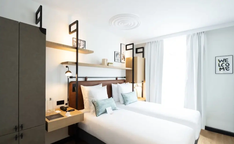 Twin room