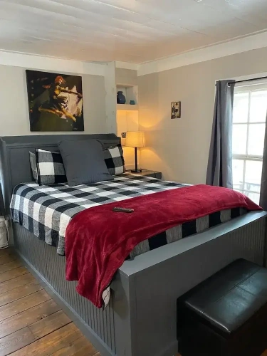 Standard room with park view