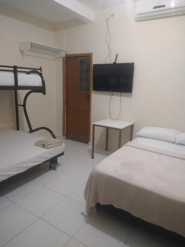 Hotel 678
