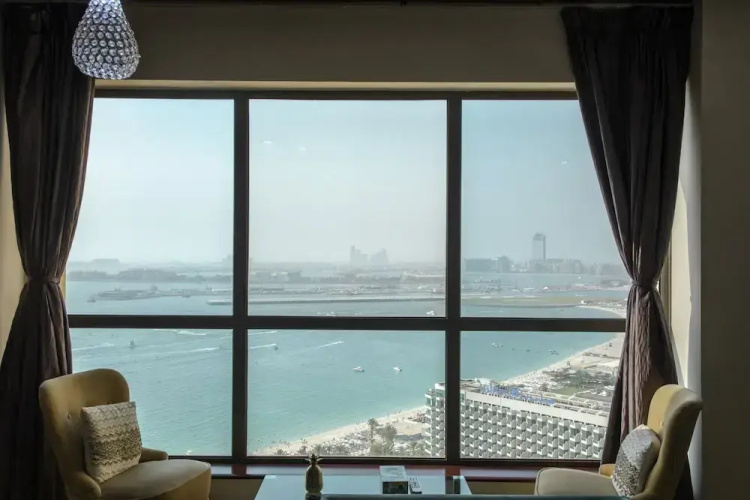Pelicanstay Seaview Suites in JBR Walk