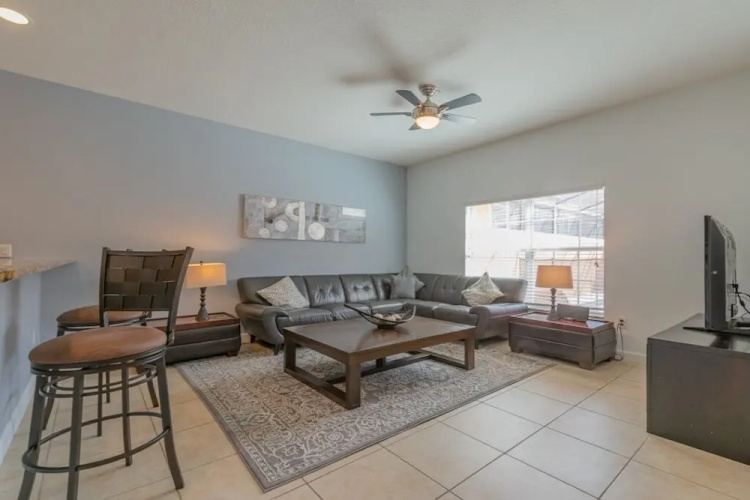 California 4 Bedroom Home