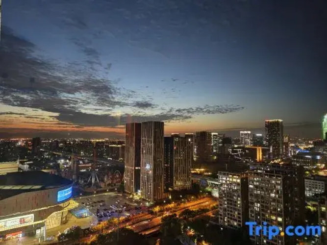 Qiusi Apartment (Luomeng Universal City)