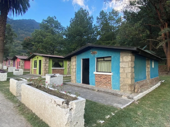 Deluxe Cottage with lake view