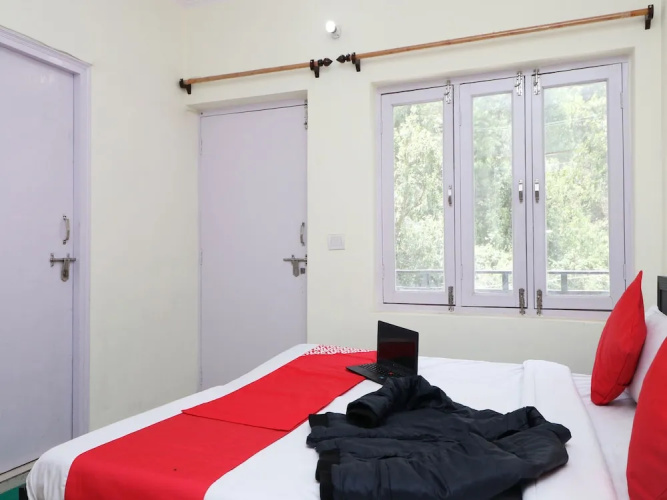 OYO Home 14130 Comfy 2BHK