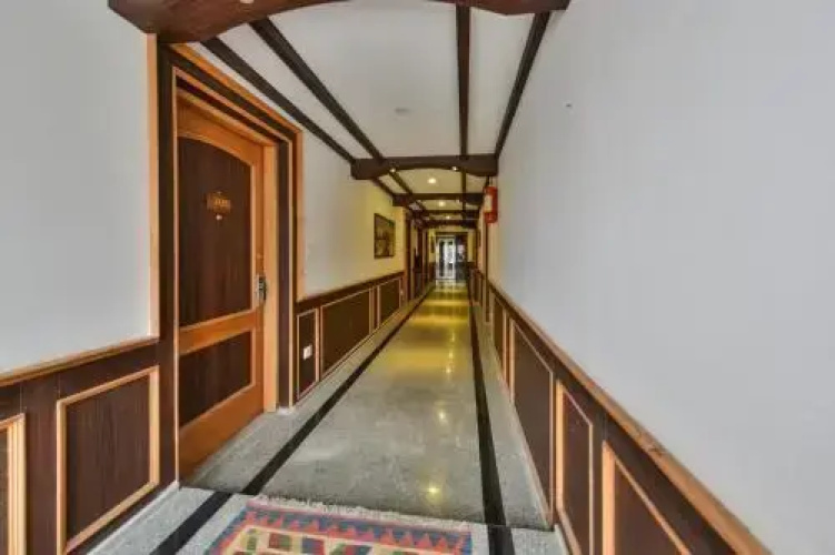 Kashmir Mahal Resorts
