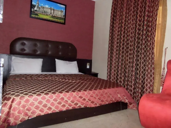 Easy Home Royal Suite