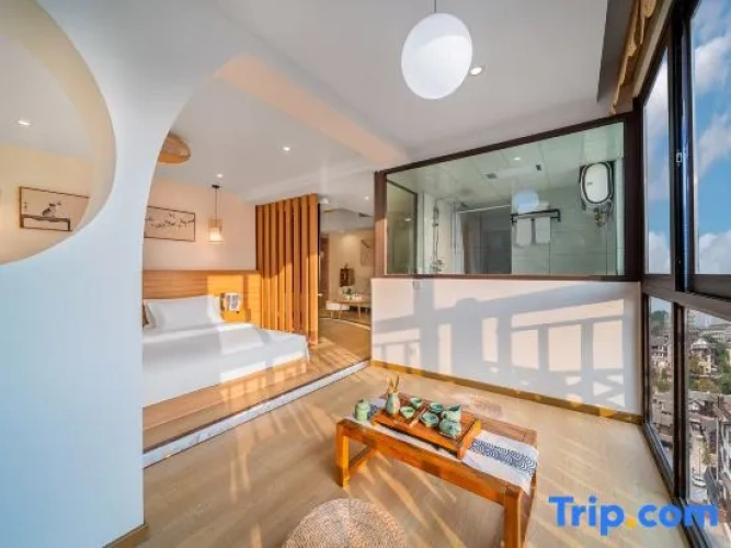 1 Bedroom Suite