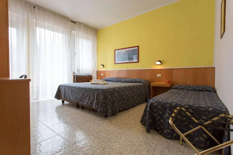 Hotel Benacus
