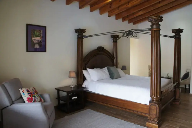 Casa Ángela Guest House