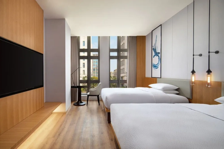 Deluxe Quadruple room