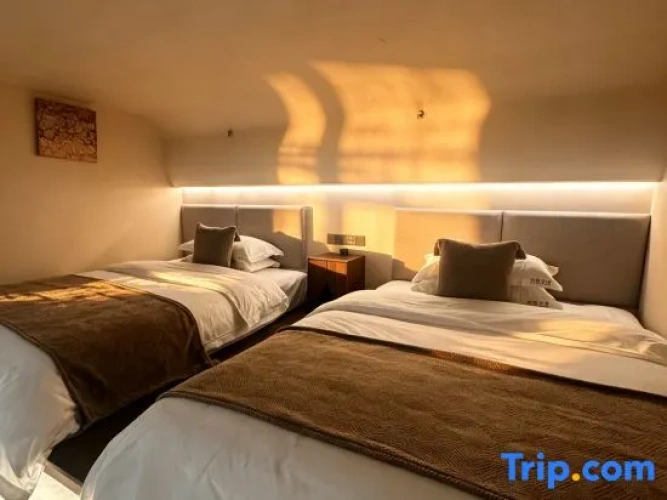 Twin Apartment