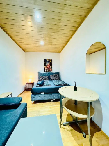 4BR Stay for up to 12 Near to FAC Platz