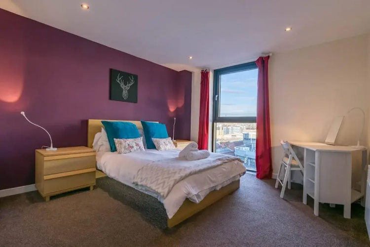 2 Bed Apartment near Hydro and SEC
