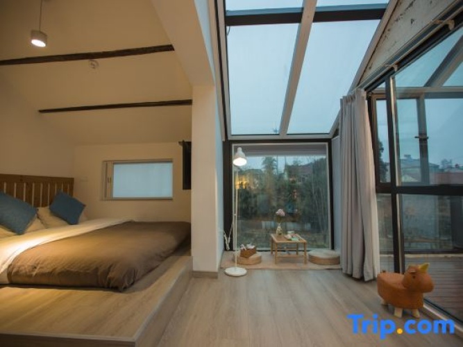 Deluxe Double room with garden view
