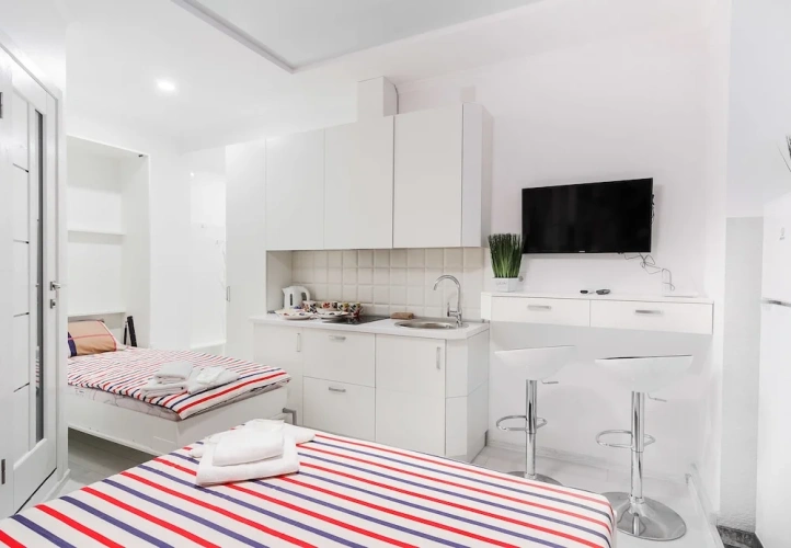 Standard Triple Family room