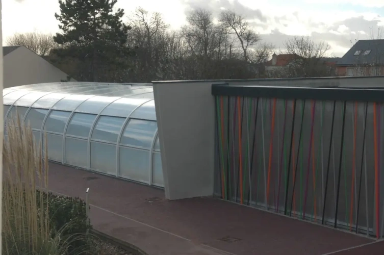 Standard Twin room with courtyard view