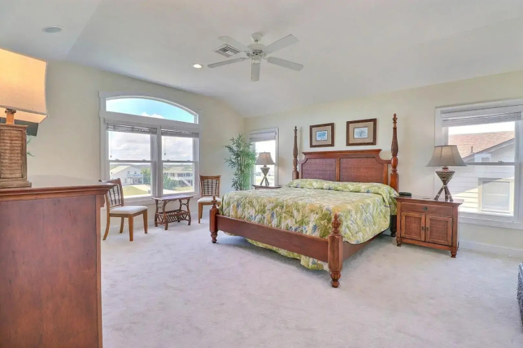 7076 JMJ Seascape Oceanfront