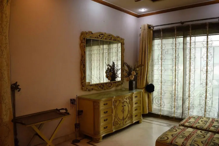 Lahore Home Stay