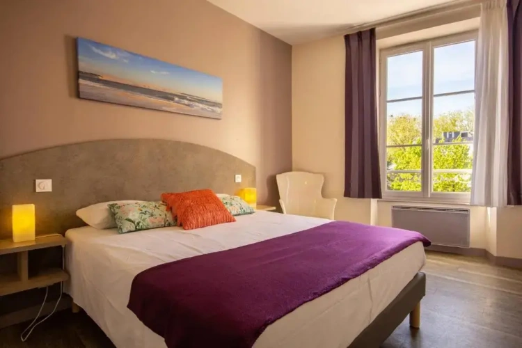 Standard Double room with view
