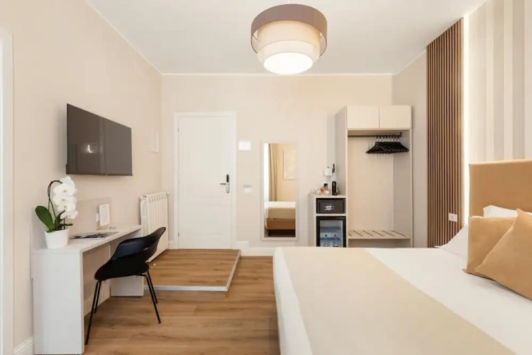 Comfort room