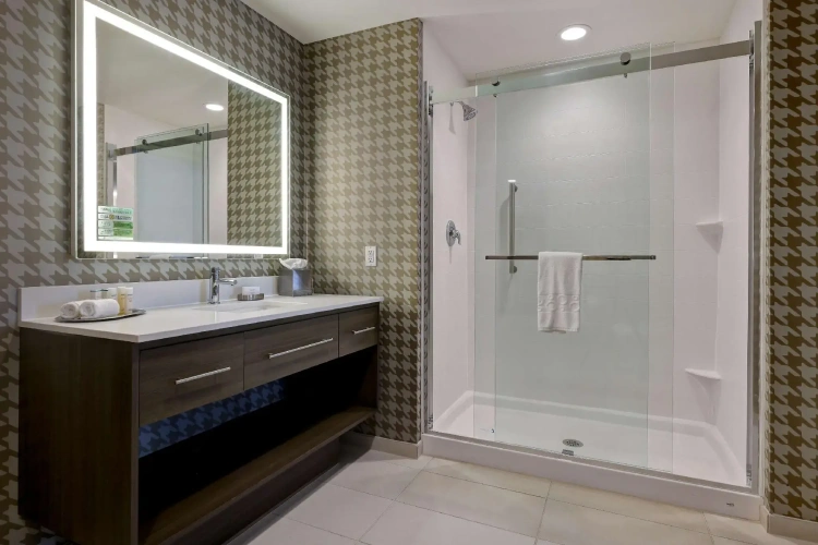 1 Bedroom Double Suite