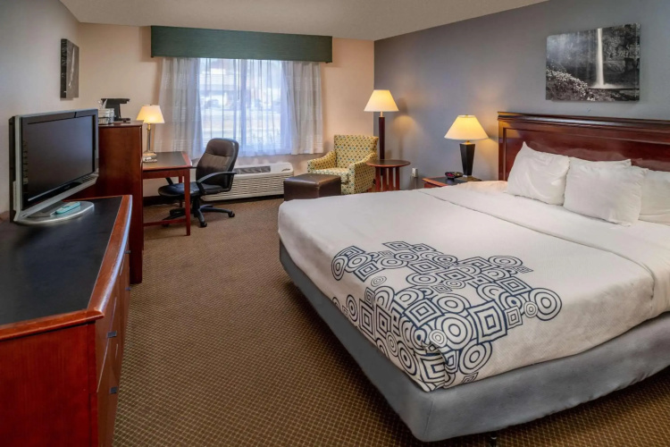 Rodeway Inn