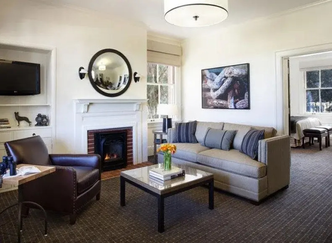 Inn at the Presidio