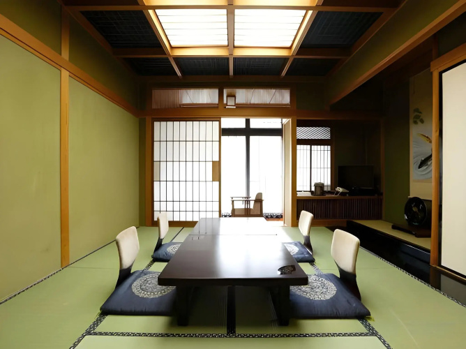 Okada Ryokan Warakutei
