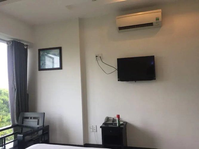 Khue My Hotel