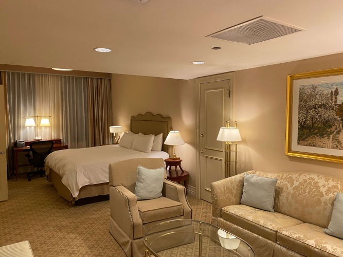 Deluxe Double Suite