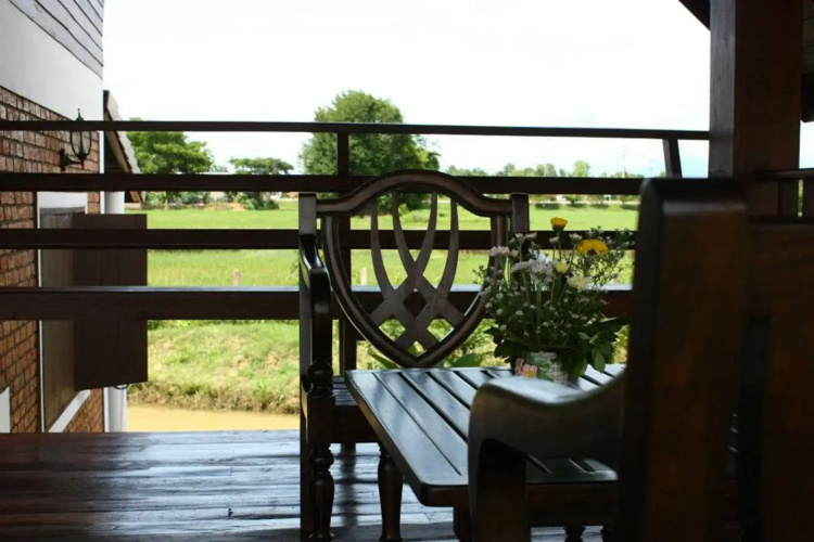 Apirata Resort