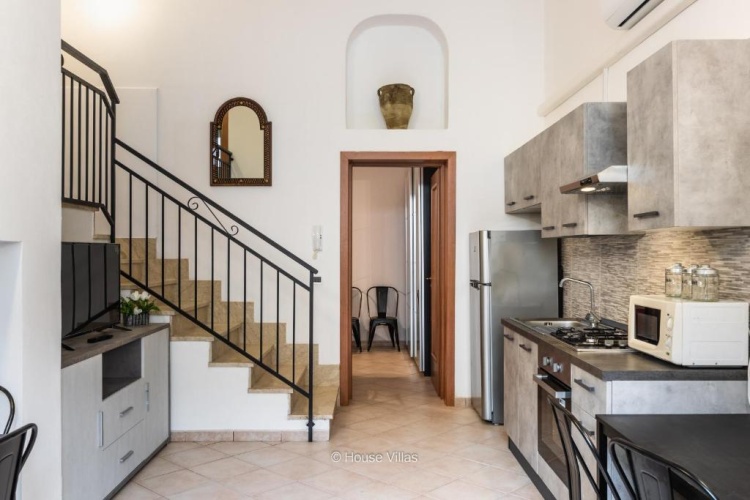 3 Bedrooms Apartment