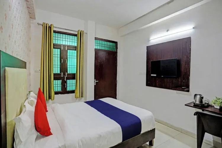 Shree Hotel