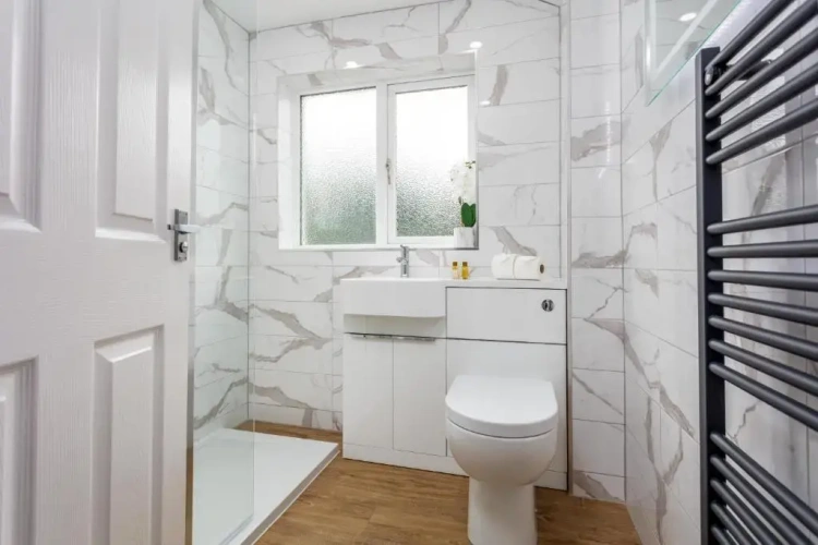 3 Bedrooms Cottage