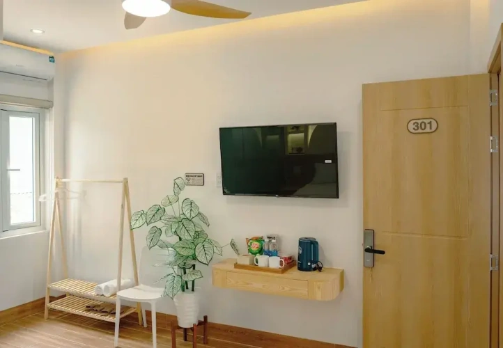 Economy Double room with balcony and with city view