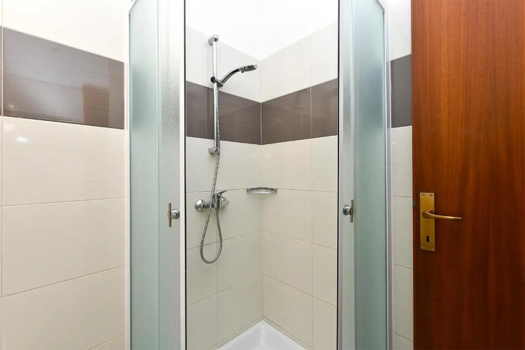 Apartments Anka 372