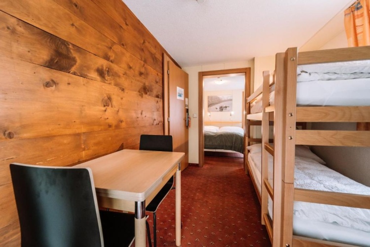 Standard Triple room with balcony
