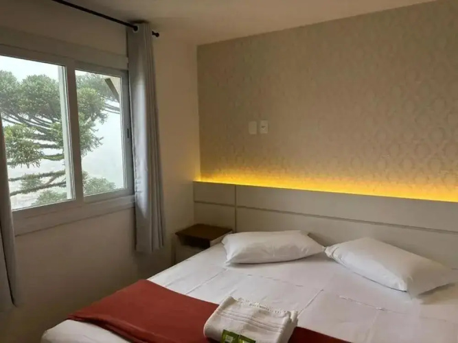 Hotel Golden Hills