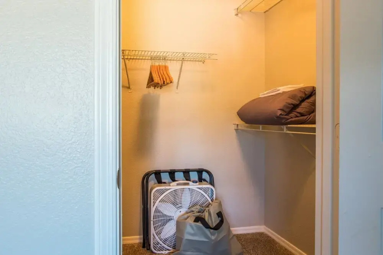FRONTDESK North Scottsdale Paradise Valley Apts