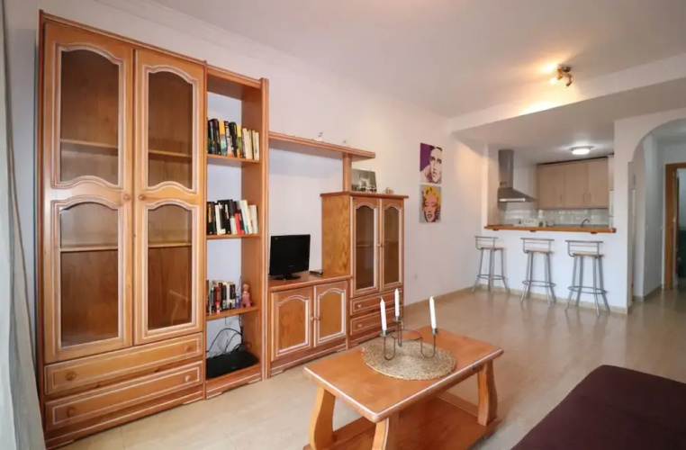 1147 Apartment Alazan