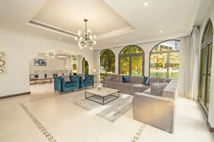 LUX Holiday Home - Frond P 1