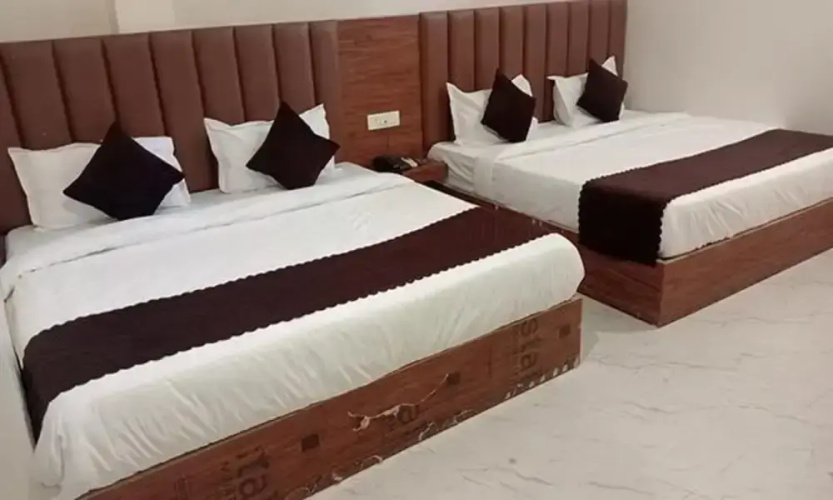 Fabhotel Shaurya Inn I