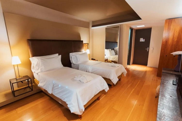 Concept Twin room with mountain view