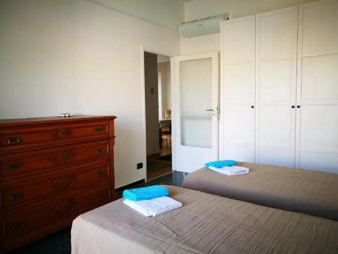 2 Bedrooms Apartment