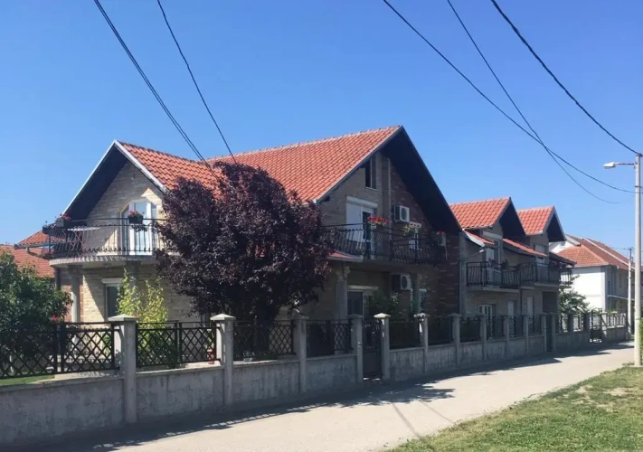 2 Bedrooms Apartment with balcony and with view