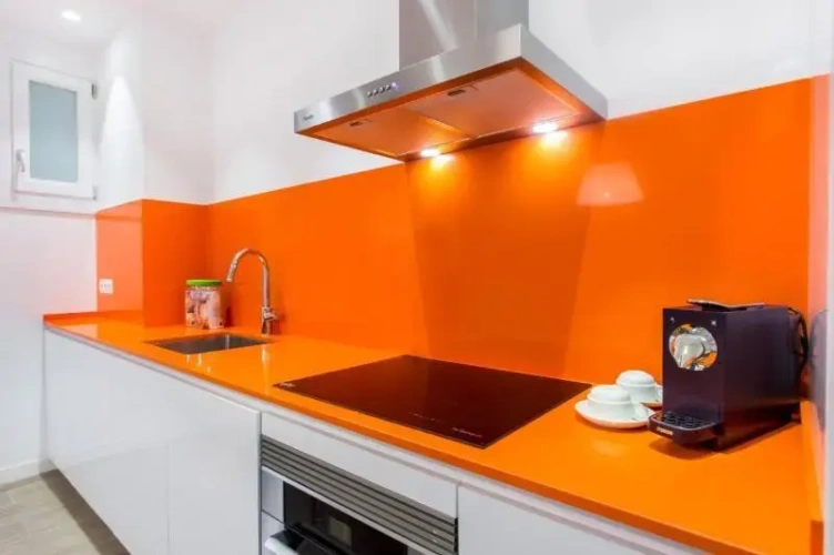 2 Bedrooms Quadruple Apartment