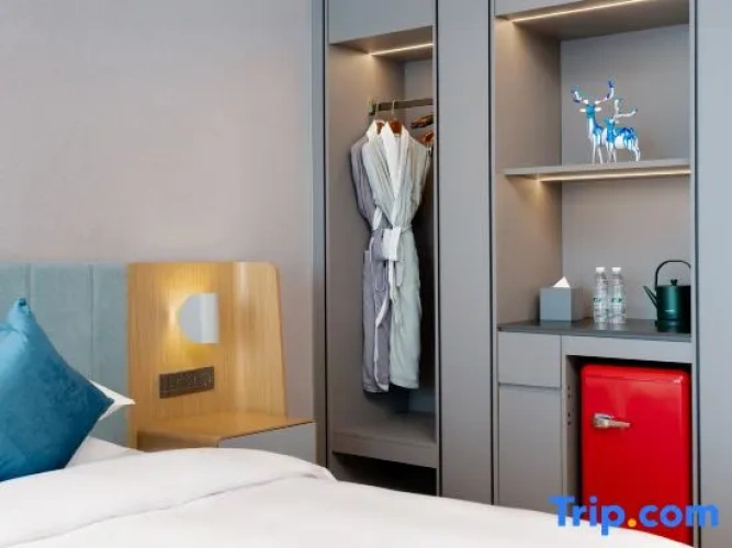 Executive Twin room with river view