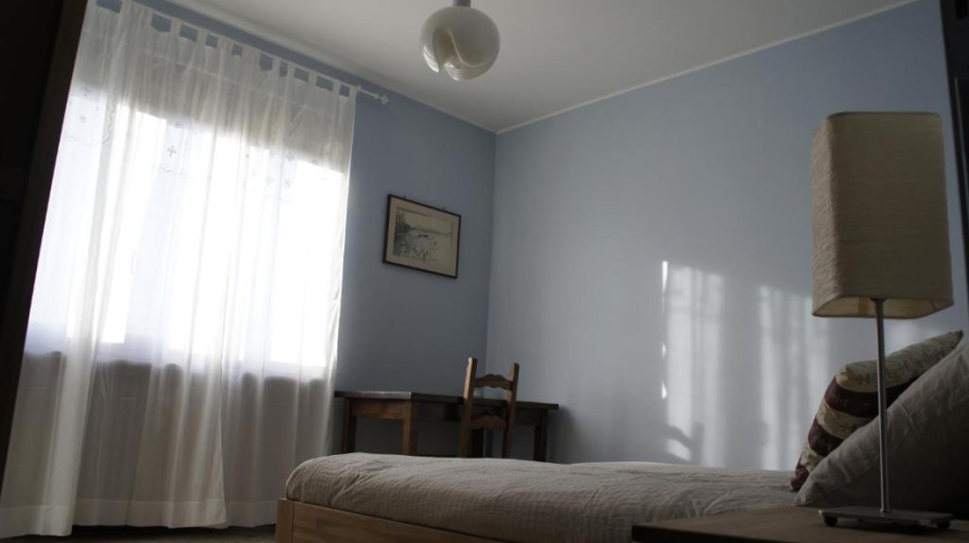 Standard Twin room with mountain view