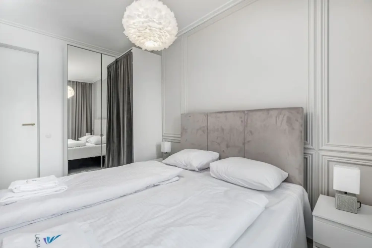 1 Bedroom Apartment with balcony